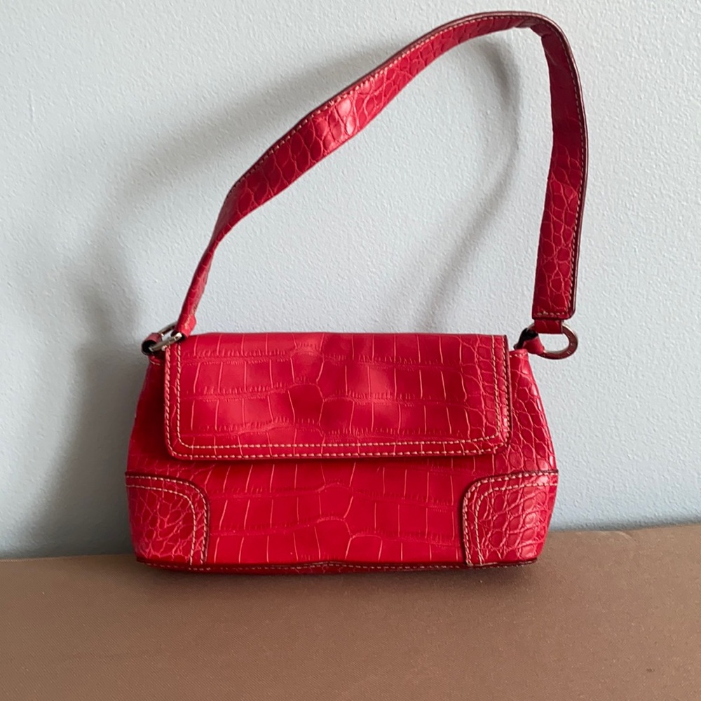 Tommy Hilfiger clutch